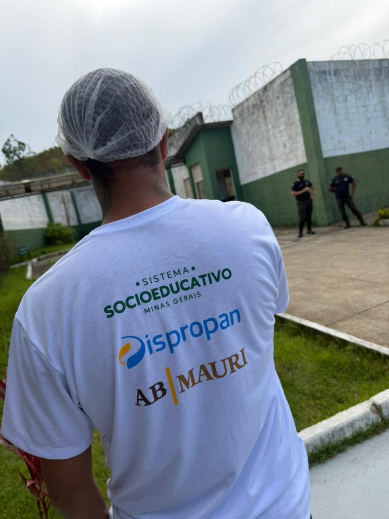 Parceria Dispropan e AB Mauri no curso panificação socioeducativo em Juiz de Fora